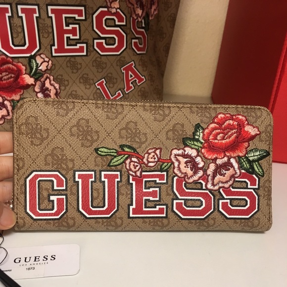 Handbag - Picture 6 of 8